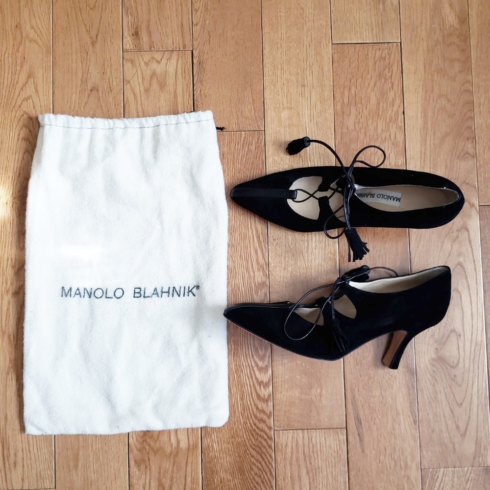 Manolo Blahnik tie up kitten heels